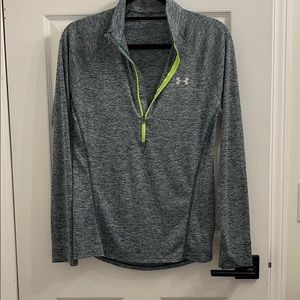 Women’s Under Armour half zip size medium